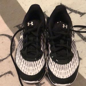 Brand new Under Armour shoes